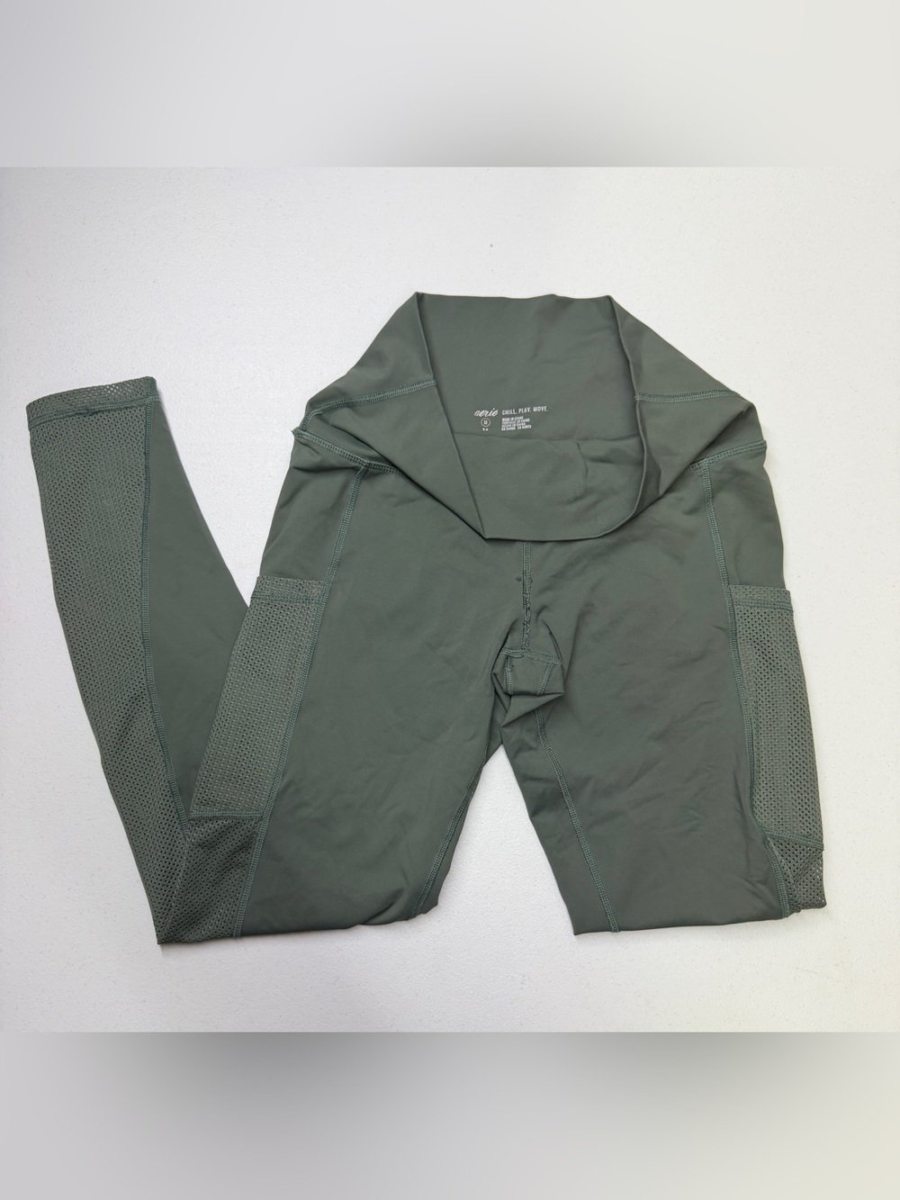 Aerie Chill Play Move Olive Green High Rise Mesh Leggings Size Medium